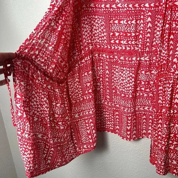 Victoria’s Secret Heart Valentine’s Day Duster Cardigan - Picture 4 of 6